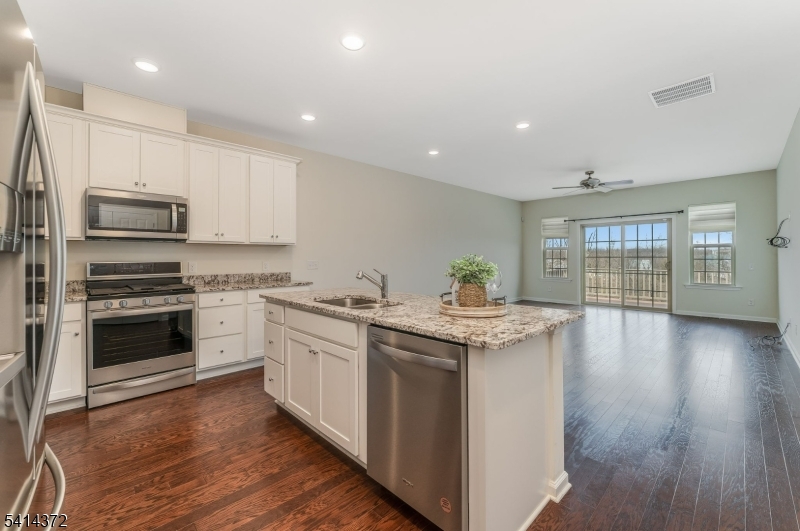 39 Redmon Road Flemington, NJ 08822 - Photo 17 of 50