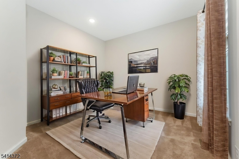 39 Redmon Road Flemington, NJ 08822 - Photo 4 of 50