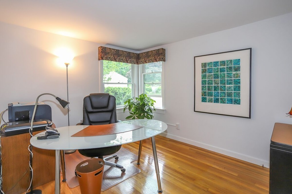 12 Waterside Road Marblehead, MA 01945 - Photo 10 of 20