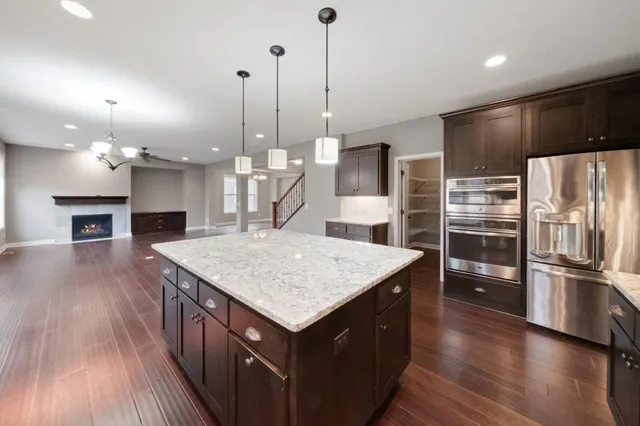 $895,000 | 16810 51st Place North, Plymouth, MN 55446