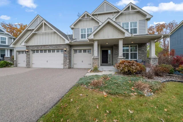 $895,000 | 16810 51st Place North, Plymouth, MN 55446