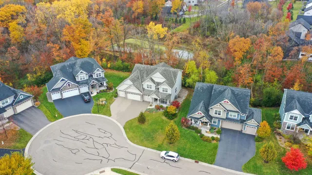 $895,000 | 16810 51st Place North, Plymouth, MN 55446