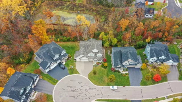 $895,000 | 16810 51st Place North, Plymouth, MN 55446