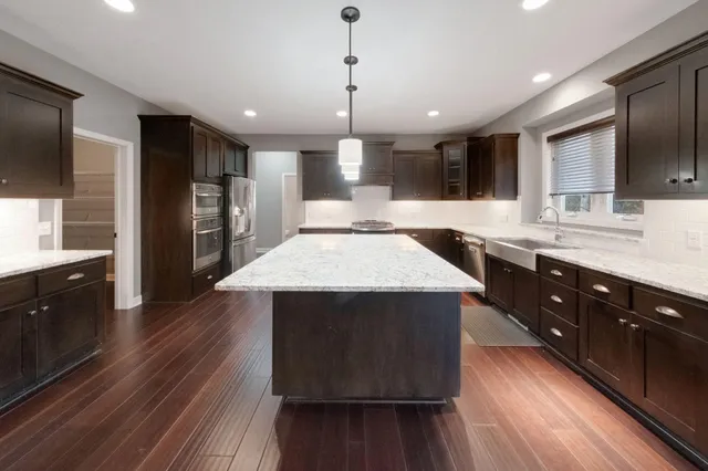 $895,000 | 16810 51st Place North, Plymouth, MN 55446