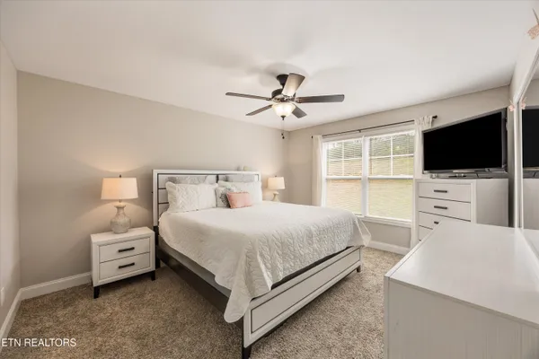 $395,000 | 7931 Poplar Grove Lane, Powell, TN 37849