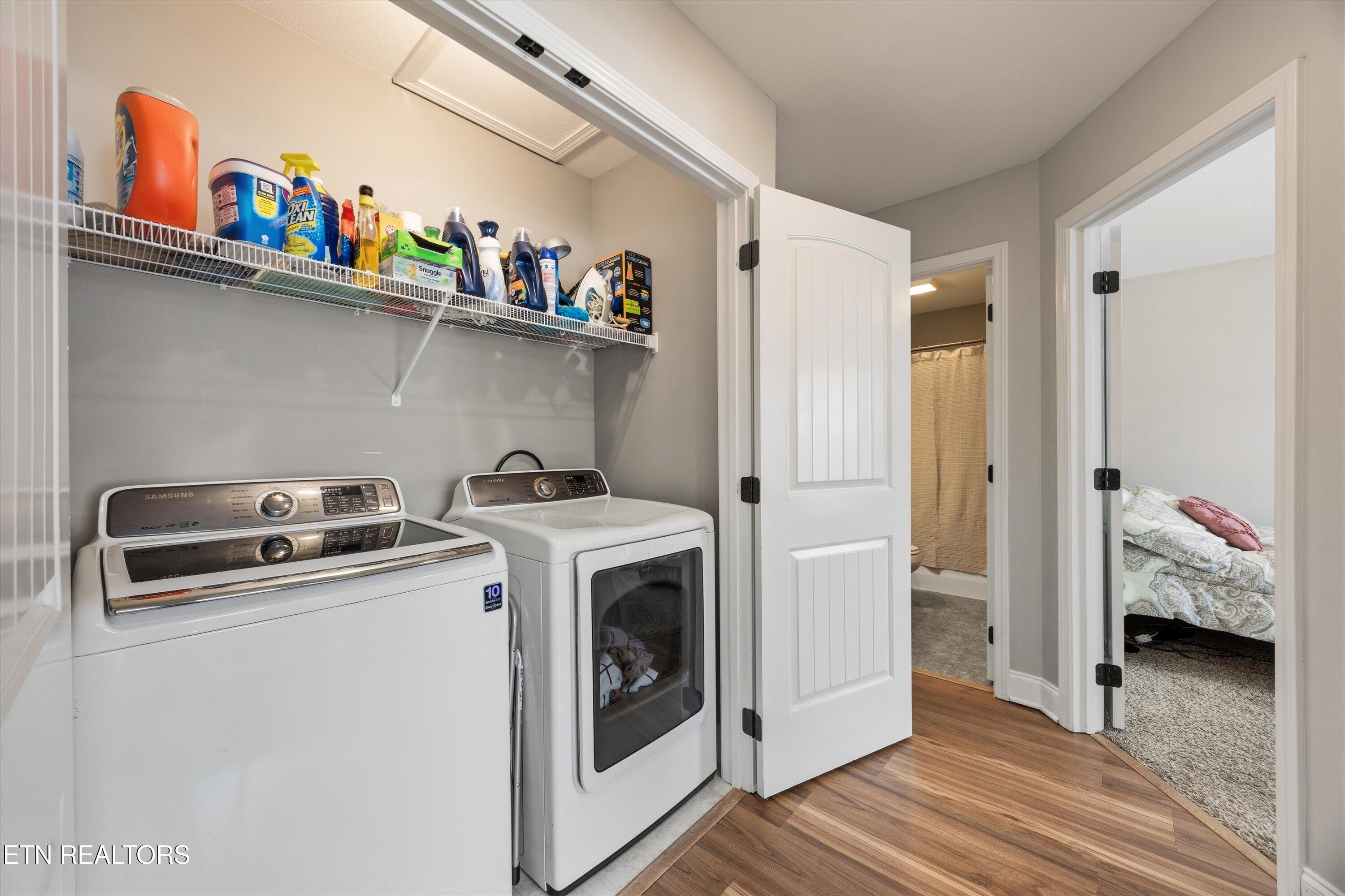 7931 Poplar Grove Lane Powell, TN 37849 - Photo 23 of 39 Main Level Laundry