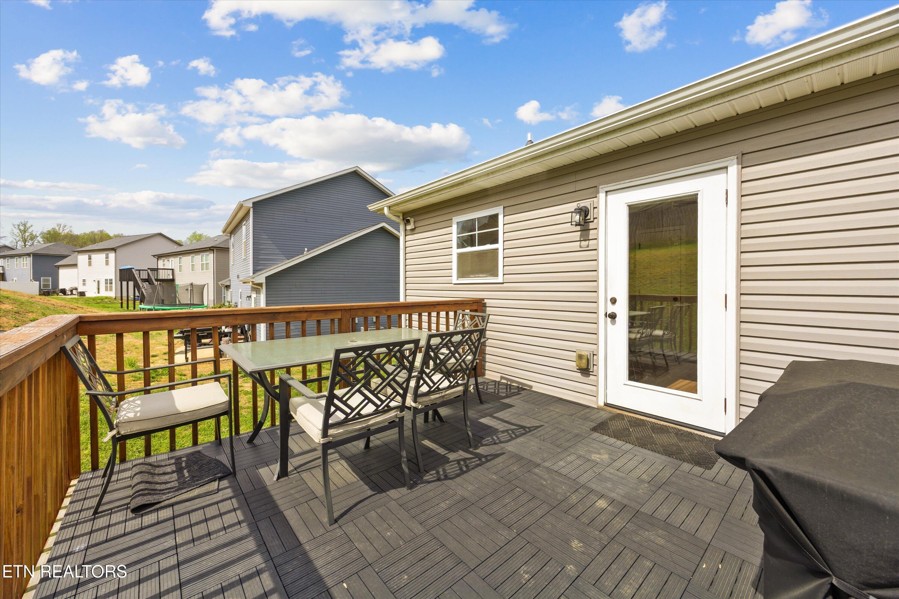 7931 Poplar Grove Lane Powell, TN 37849 - Photo 32 of 39 Back Deck