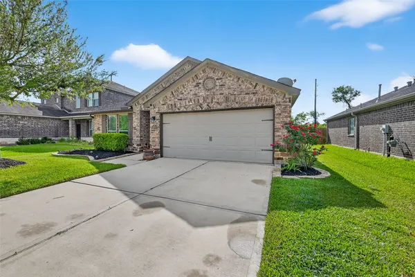 $295,000 | 5919 Micah Lane, Rosenberg, TX 77471
