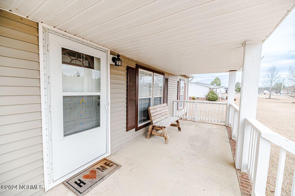 184 Wright Road Vass, NC 28394 - Photo 5 of 49 184 front4
