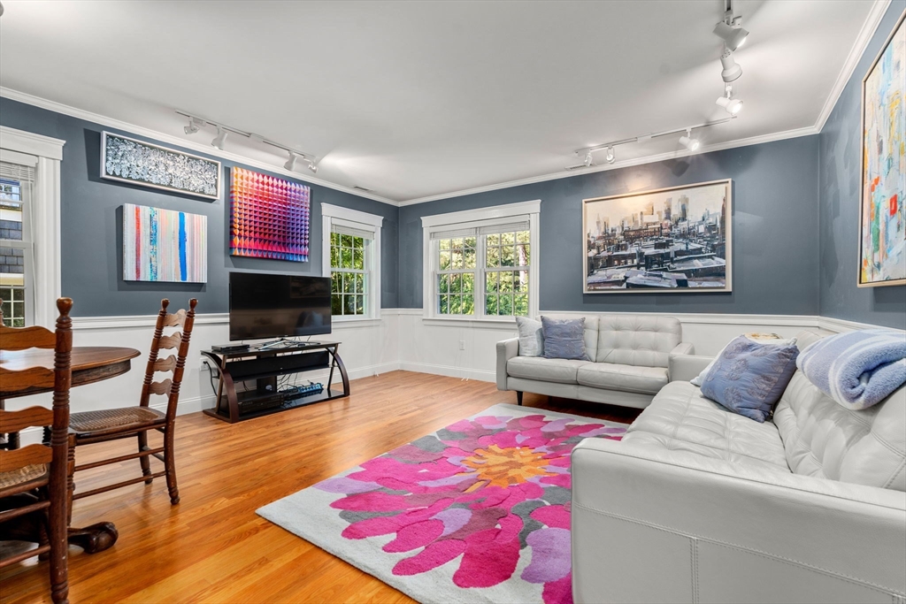 737 Chestnut Street Waban, MA 02468 - Photo 13 of 40 Gallery Image 13