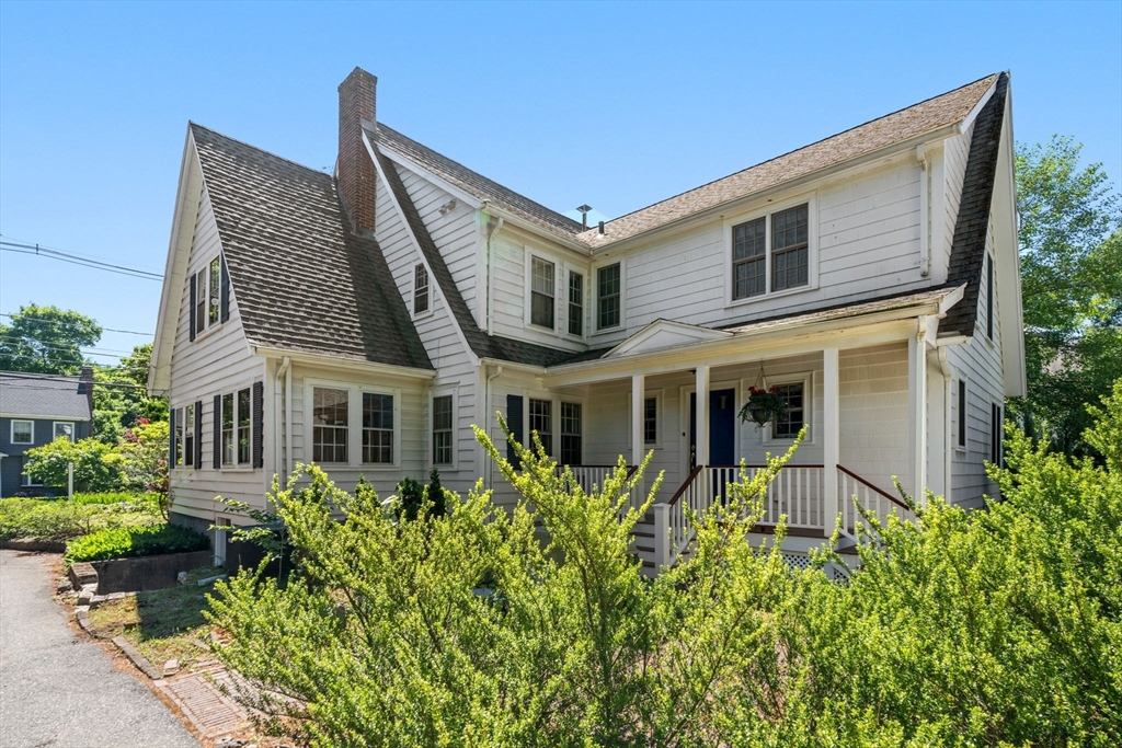 737 Chestnut Street Waban, MA 02468 - Photo 32 of 40 Gallery Image 32