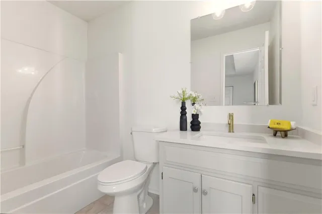 $274,000 | 16405 East 3rd Terrace South, Independence, MO 64056