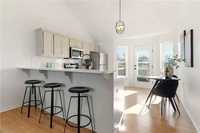 $274,000 | 16405 East 3rd Terrace South, Independence, MO 64056