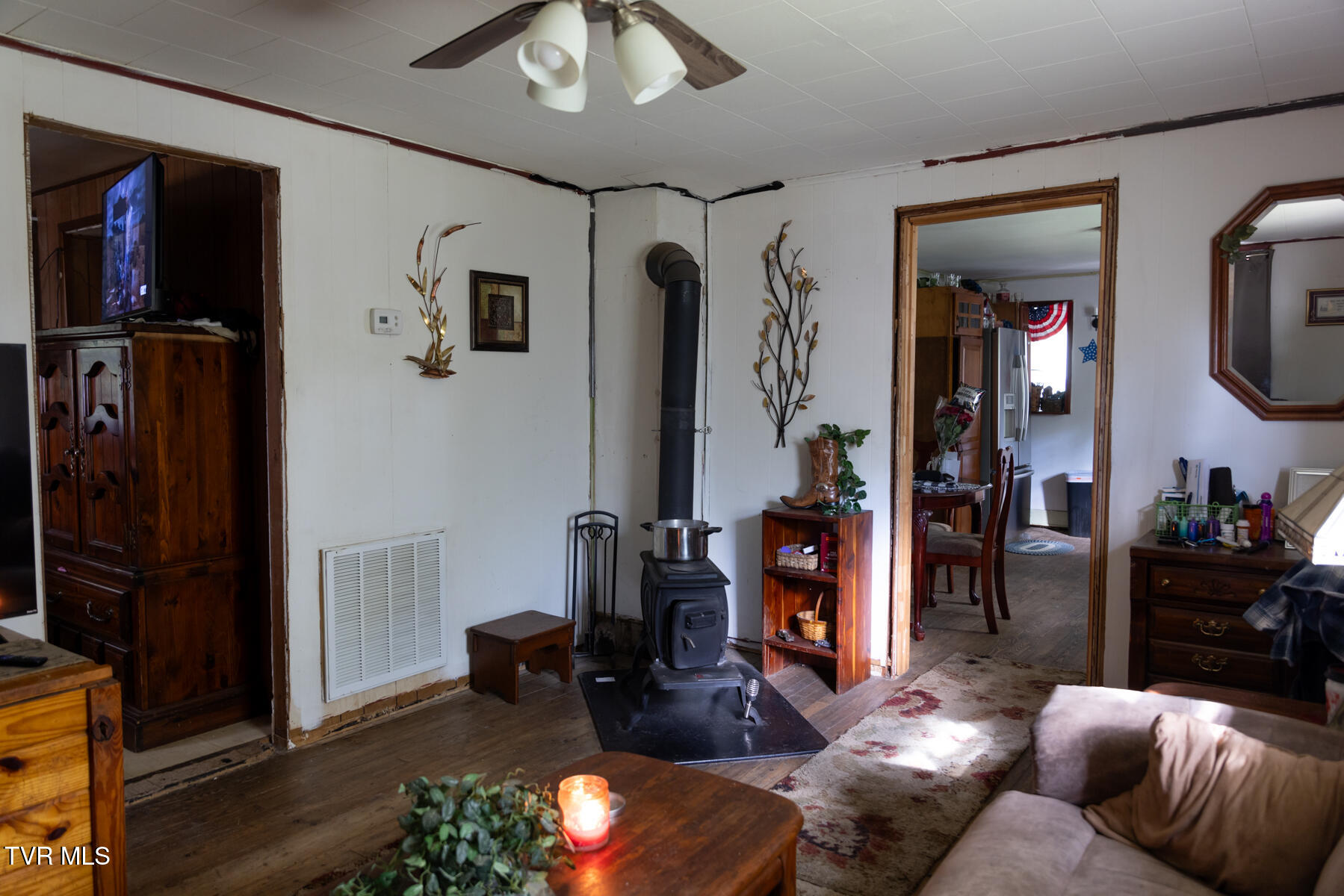 133 Bob Wright Road Elizabethton, TN 37643 - Photo 20 of 46 133BobWright_260420_0020