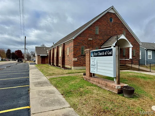 $199,900 | 501 North Catalpa Street, Dexter, MO 63841