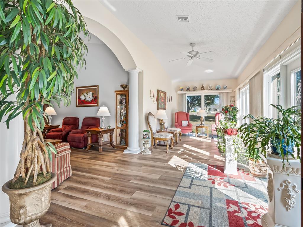 1409 Meadow View Way Lady Lake, FL 32159 - Photo 17 of 61