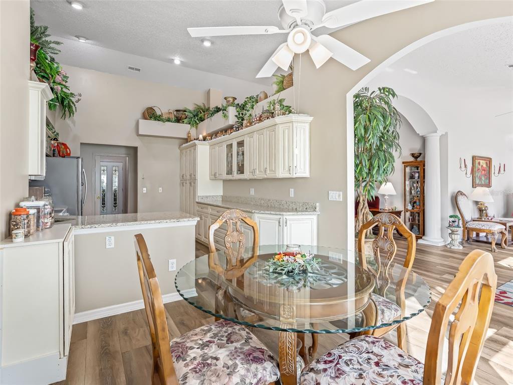 1409 Meadow View Way Lady Lake, FL 32159 - Photo 23 of 61