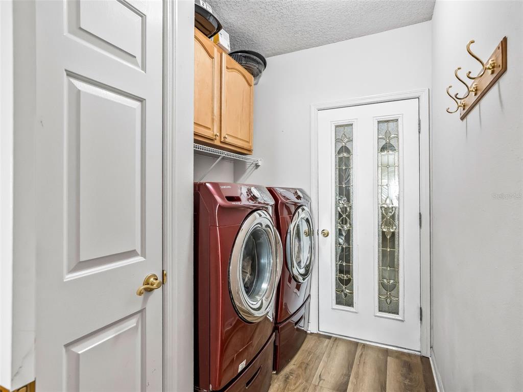 1409 Meadow View Way Lady Lake, FL 32159 - Photo 30 of 61