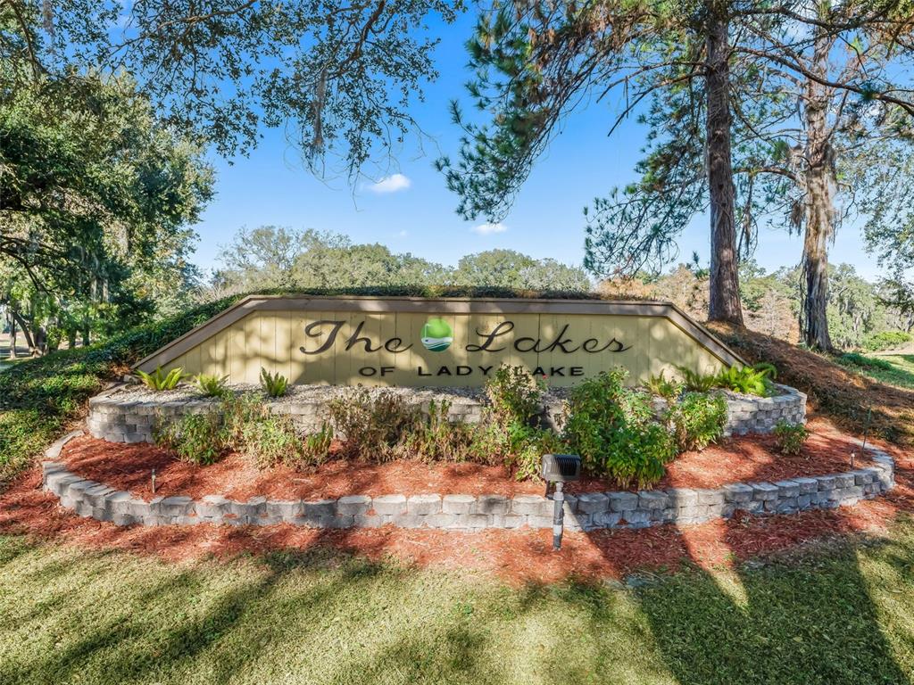 1409 Meadow View Way Lady Lake, FL 32159 - Photo 52 of 61