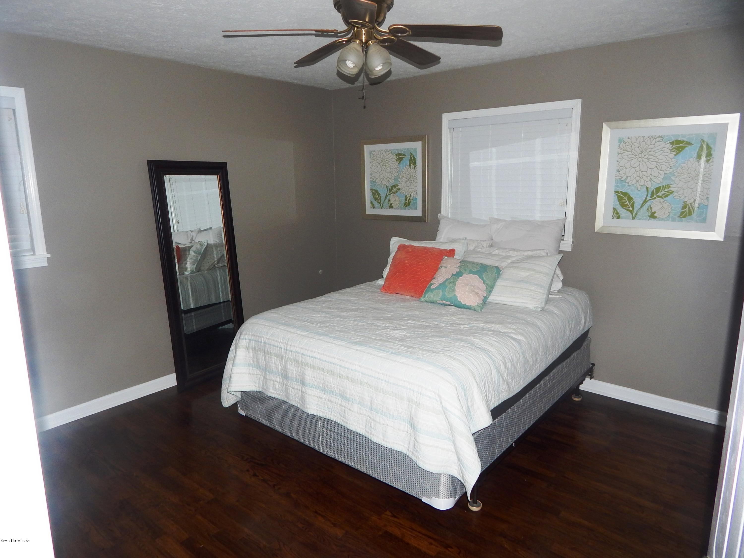 8618 Blue Lick Road Louisville, KY 40219 - Photo 8 of 32 DSCN5107