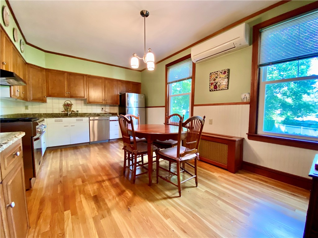 308 Harris Avenue Woonsocket, RI 02895 - Photo 9 of 33