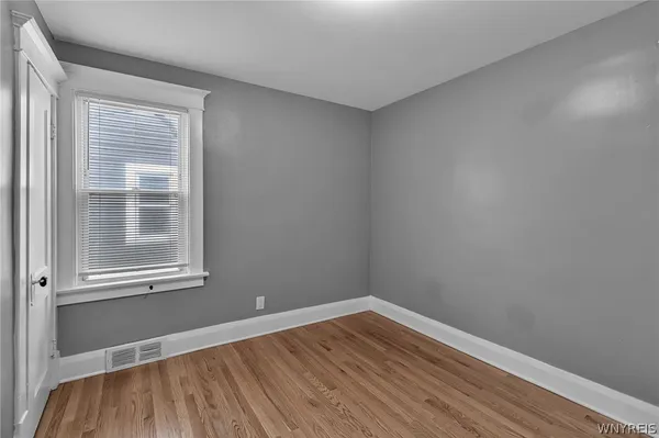 $1,800 | 49 Virgil Avenue, Buffalo, NY 14216