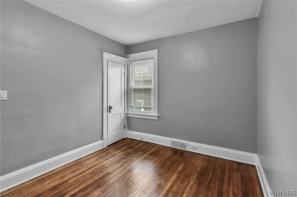 $1,800 | 49 Virgil Avenue, Buffalo, NY 14216