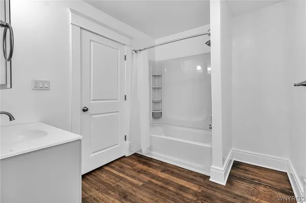 $1,800 | 49 Virgil Avenue, Buffalo, NY 14216