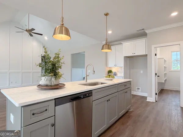 $484,900 | 9 Honeysuckle Way, Claxton, GA 30417