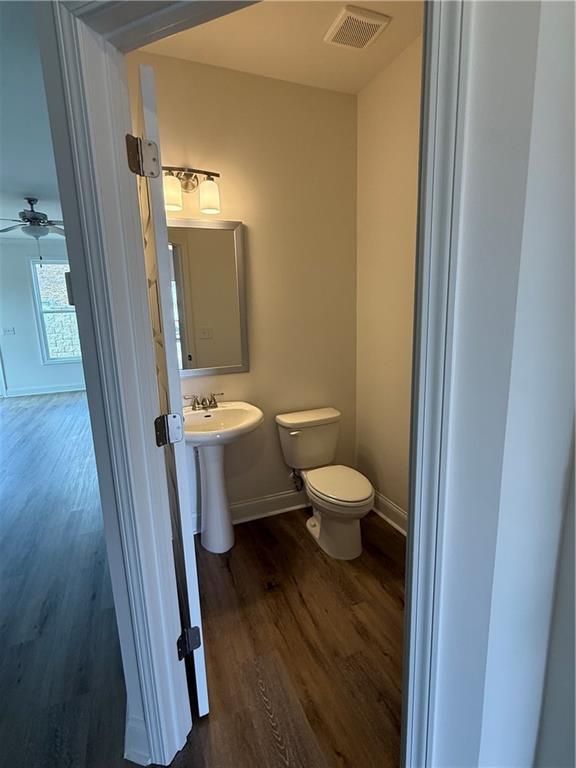 3979 Streamlet Way, Unit 153 Gainesville, GA 30506 - Photo 5 of 17 a bathroom with a toilet and a shower