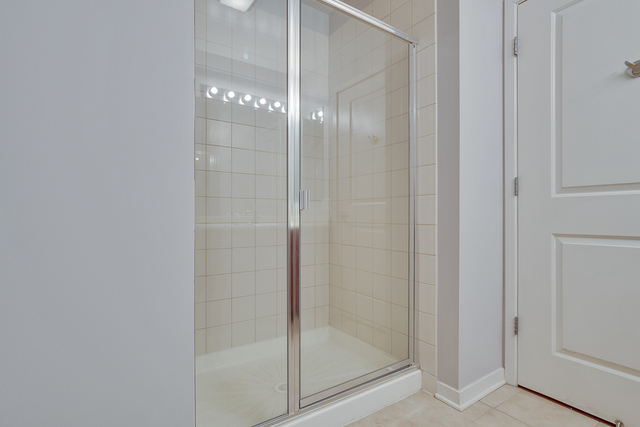 511 West Division Street, Unit 506 Chicago, IL 60610 - Photo 12 of 15