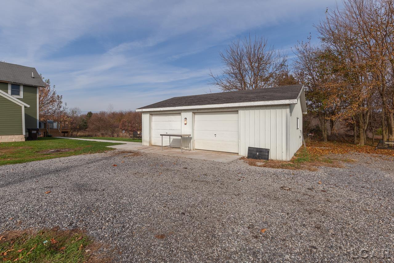 2008 West Carleton Road Adrian, MI 49221 - Photo 38 of 50 50127000-37.JPG