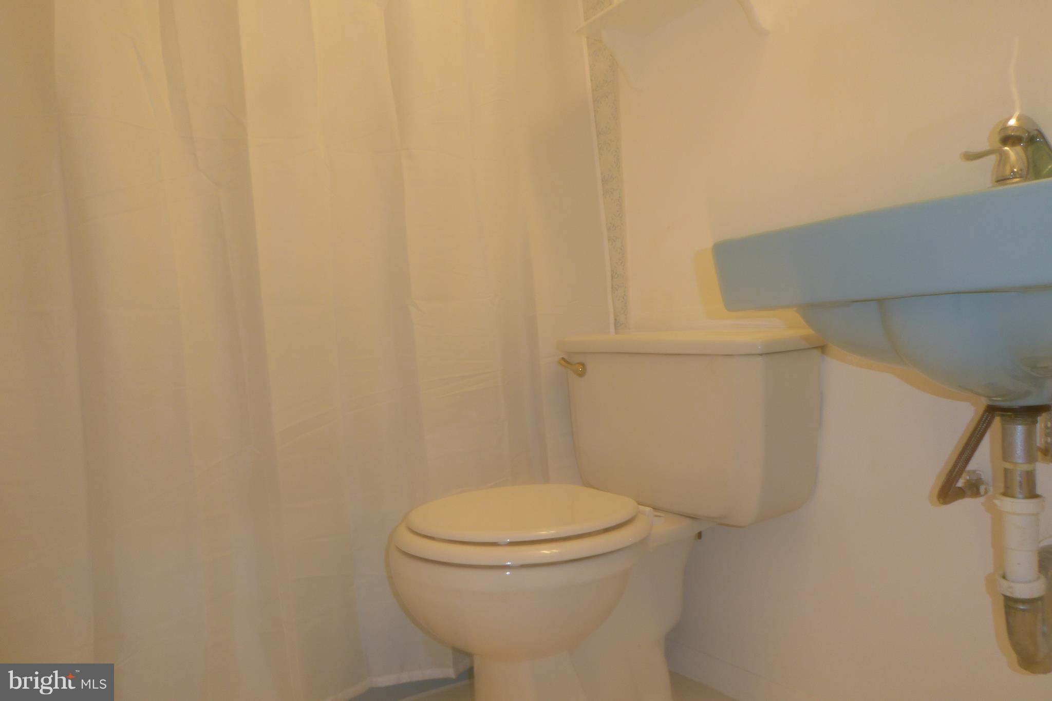4800 Nantucket Road College Park, MD 20740 - Photo 16 of 20 Bath