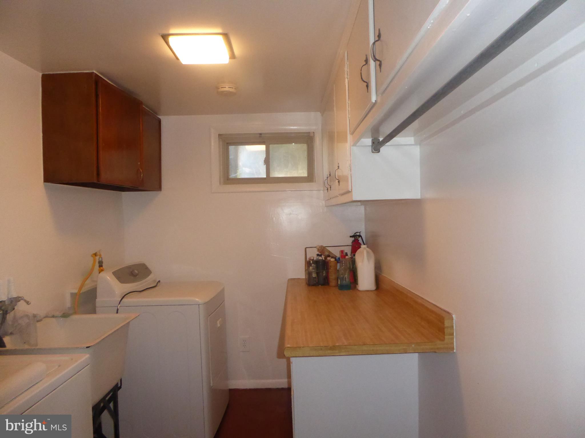 4800 Nantucket Road College Park, MD 20740 - Photo 17 of 20 Laundry Room