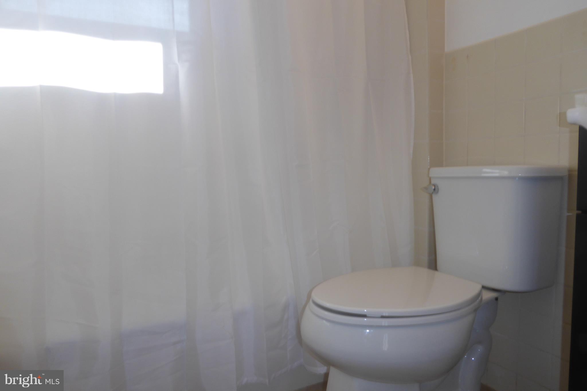 4800 Nantucket Road College Park, MD 20740 - Photo 10 of 20 Bath