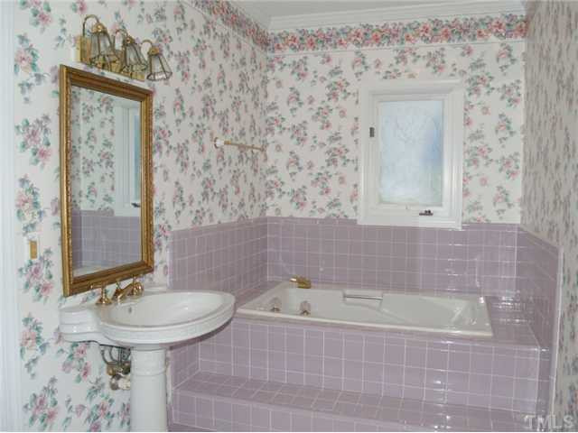 1920 Topsfield Court Raleigh, NC 27615 - Photo 13 of 25 Photo 13