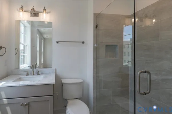 $779,900 | 10 East Cary Street, Richmond, VA 23219