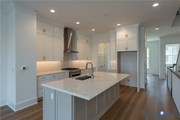 $779,900 | 10 East Cary Street, Richmond, VA 23219