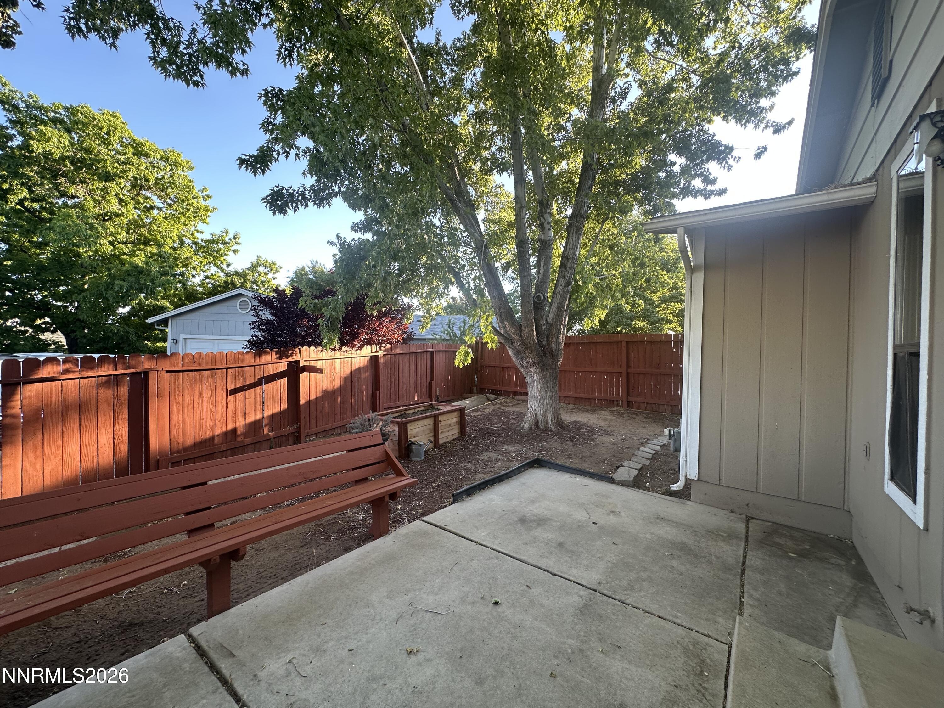 1500 Ellendale Court Reno, NV 89503 - Photo 22 of 25 backyard
