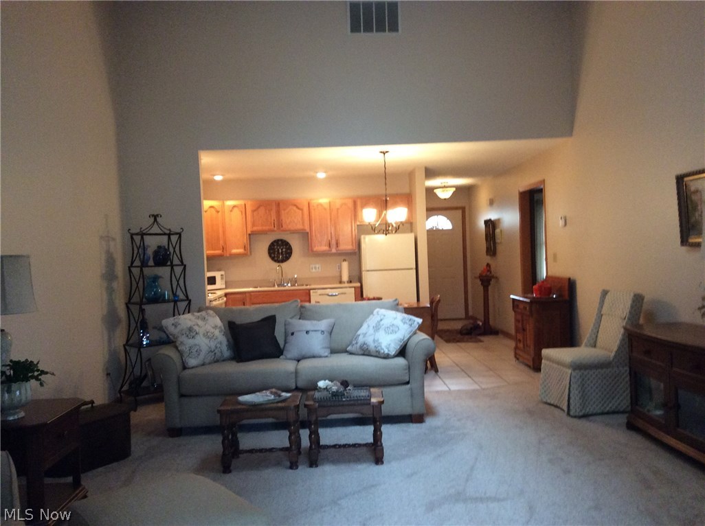 515 Wilcox Road, Unit A Austintown, OH 44515 - Photo 4 of 17