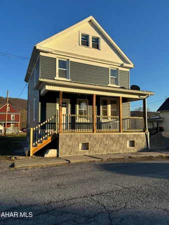 $179,000 | 2054 Riddle Avenue, Tyrone, PA 16686