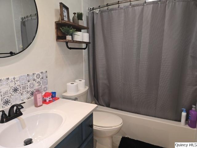 733 Questover Drive Carthage, IL 62321 - Photo 17 of 28 Gallery Image 17