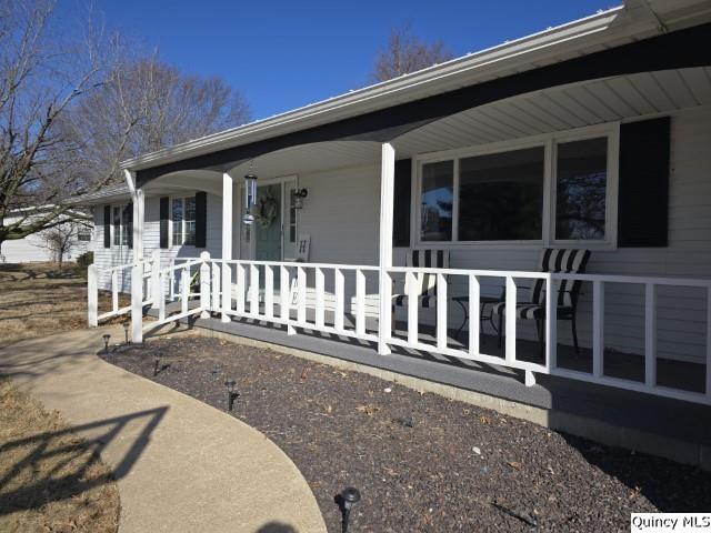 733 Questover Drive Carthage, IL 62321 - Photo 25 of 28 Gallery Image 25