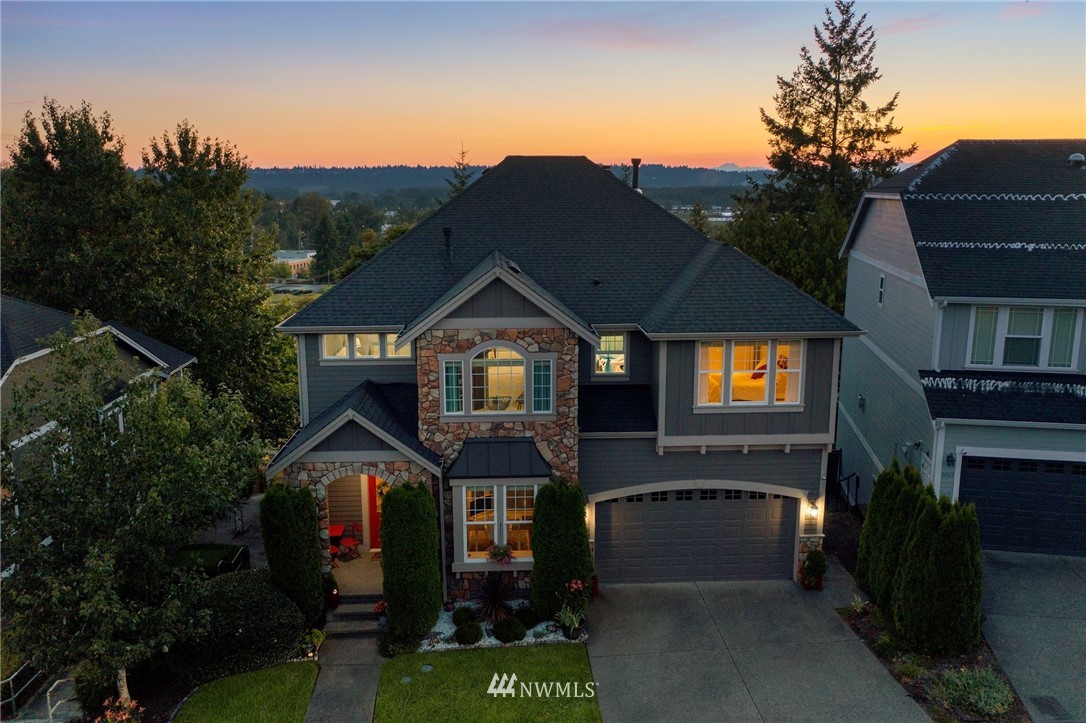 3673 Smithers Avenue South Renton, WA 98055 - Photo 3 of 40 Gallery Image 3