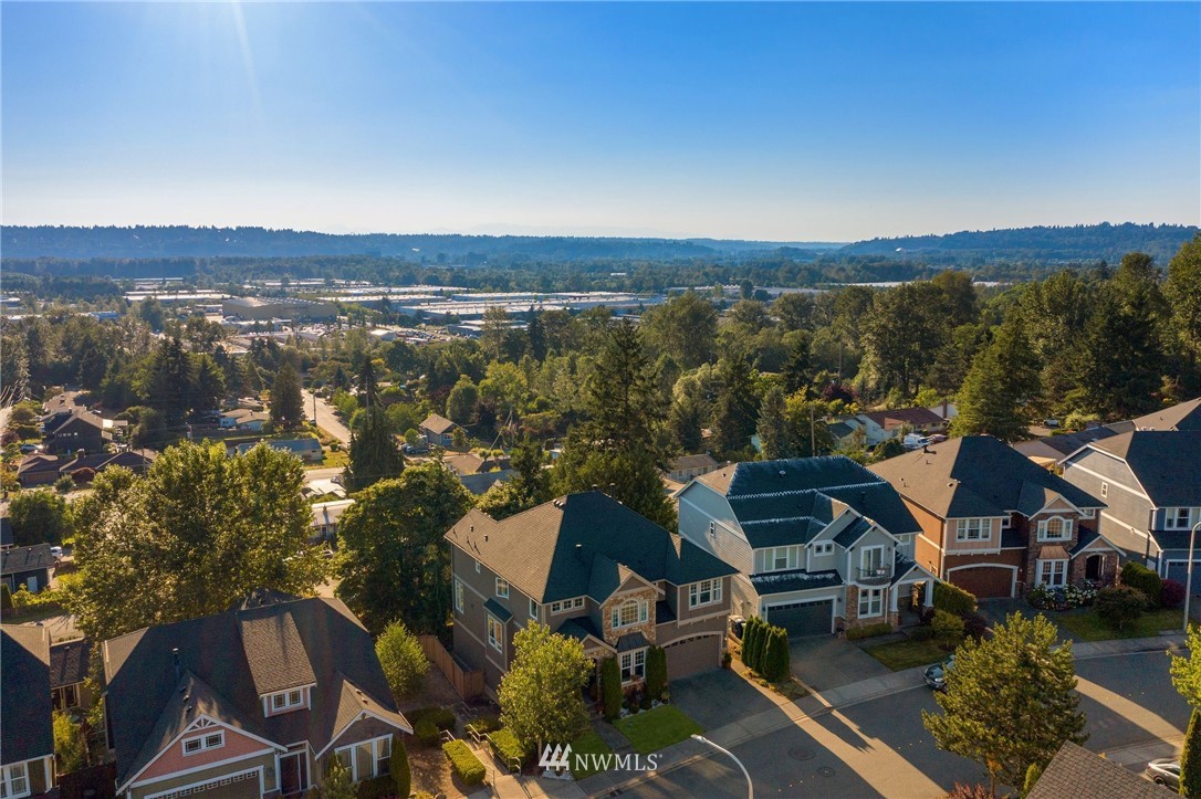 3673 Smithers Avenue South Renton, WA 98055 - Photo 4 of 40 Gallery Image 4