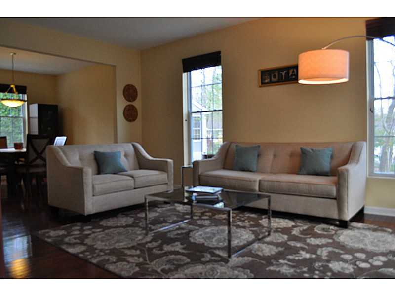 18 Intervale Road, Unit 117 Smithfield, RI 02917 - Photo 4 of 24 Living Room.