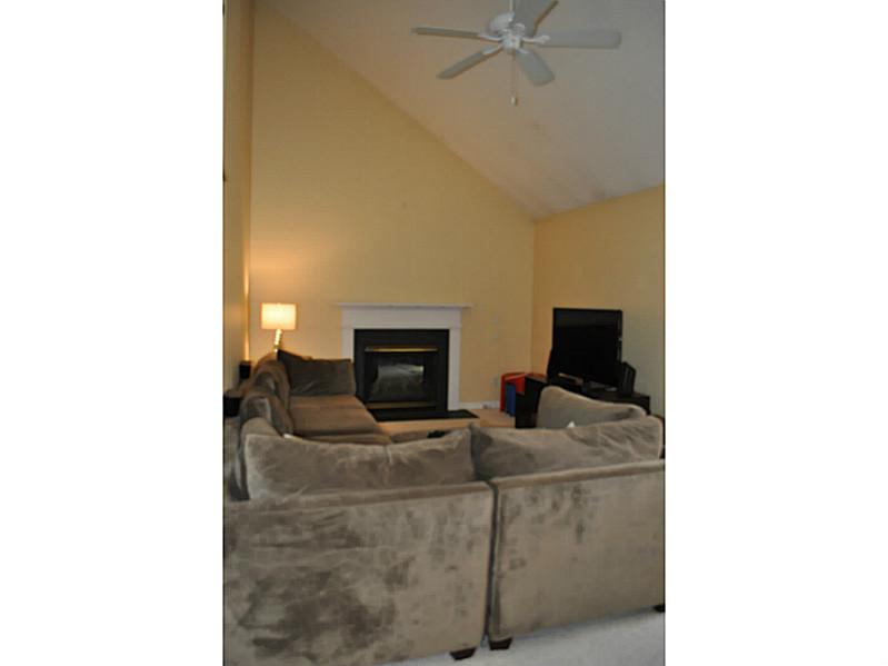 18 Intervale Road, Unit 117 Smithfield, RI 02917 - Photo 10 of 24 Den/Family/Great Room.
