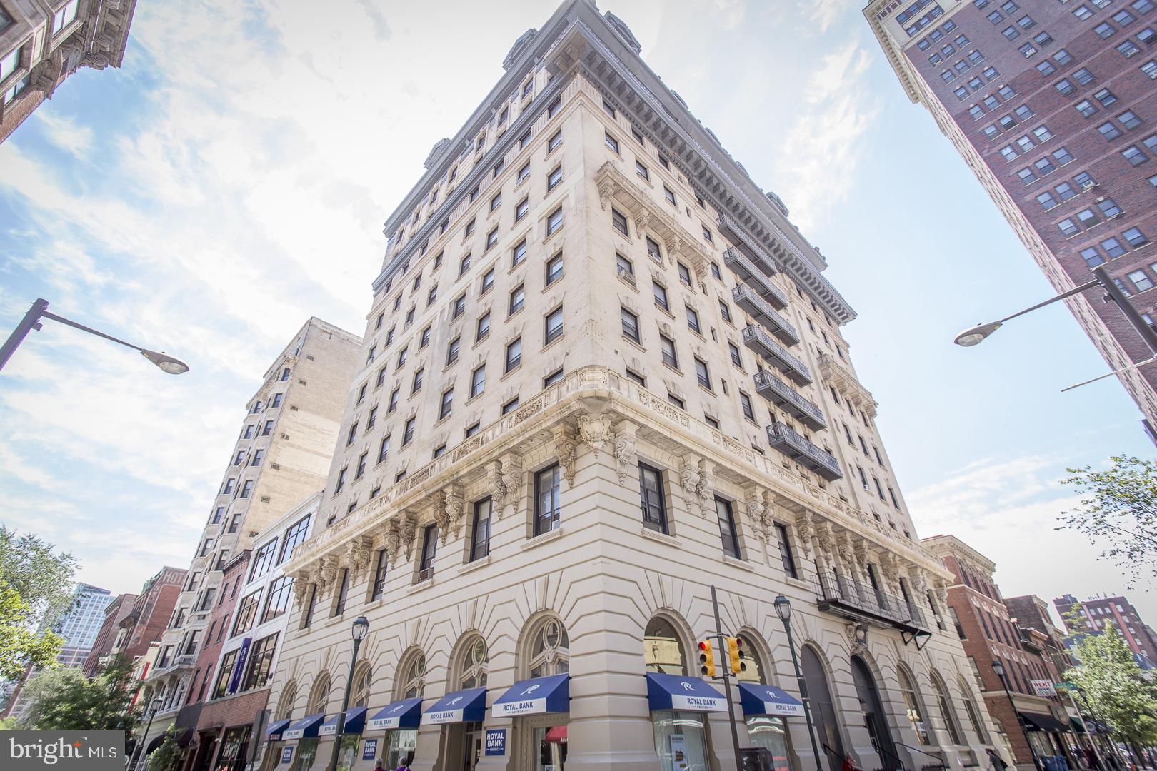 201 South 13th Street, Unit 1112 Philadelphia, PA 19107 - Photo 21 of 23 a front view of a building