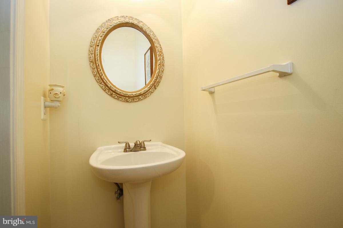 1814 Country Run Way Frederick, MD 21702 - Photo 17 of 30 Interior (General)