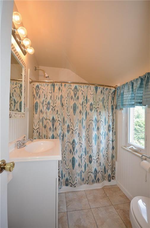 4139 Highgrove Road Whitehall, PA 15236 - Photo 16 of 25 Gallery Image 16